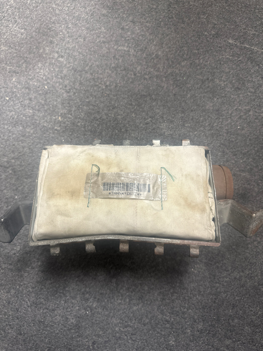 2002-2003 TOYOTA CAMRY PASSENGER DASH AIRBAG (RH) (P)