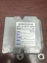 Load image into Gallery viewer, HONDA PILOT AIRBAG CONTROL MODULE PN: 77960-TG7-A020-M2 (P)