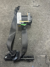 Load image into Gallery viewer, 2005-2007 MERCEDES C230 C350 C240 FRONT DRIVER SEATBELT (LH) (P)