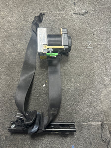 2005-2007 MERCEDES C230 C350 C240 FRONT DRIVER SEATBELT (LH) (P)