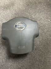 Load image into Gallery viewer, 2004-2007 NISSAN TITAN ARMADA DRIVER STEERING WHEEL AIRBAG (P)