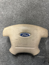 Load image into Gallery viewer, 2003-2006 FORD EXPEDITION DRIVER STEERING WHEEL AIRBAG (P)