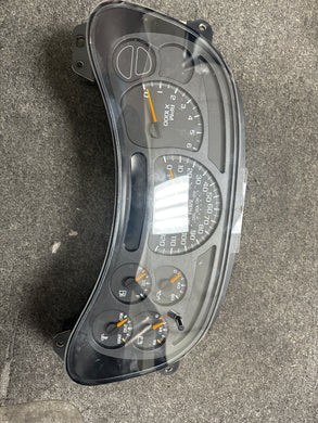 2003-2006  SILVERADO AVALANCHE TAHOE YUKON SIERRA SPEEDOMETER CLUSTER (P)