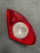 Load image into Gallery viewer, 2003-2008 TOYOTA COROLLA LEFT SIDE INTERIOR TAILLIGHT LAMP (LH) (P)