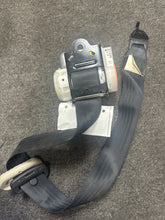 Load image into Gallery viewer, 2010 MAZDA 3 FRONT PASSENGER SEATBELT (RH) (P)