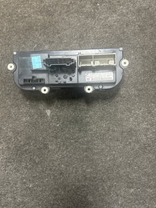 2009-2013 VOLKSWAGEN CC PASSAT CLIMATE CONTROL UNIT AC HEATED SEAT CONTROL (P)