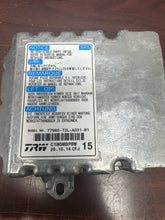 Load image into Gallery viewer, HONDA ACCORD AIRBAG CONTROL MODULE PN: 77960-T3L-A031-M1 (P)