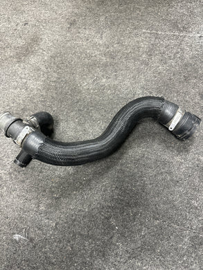 2007-2010 BMW X5 4.8L N56 COOLING RADIATOR LOWER HOSE PIPE (P)