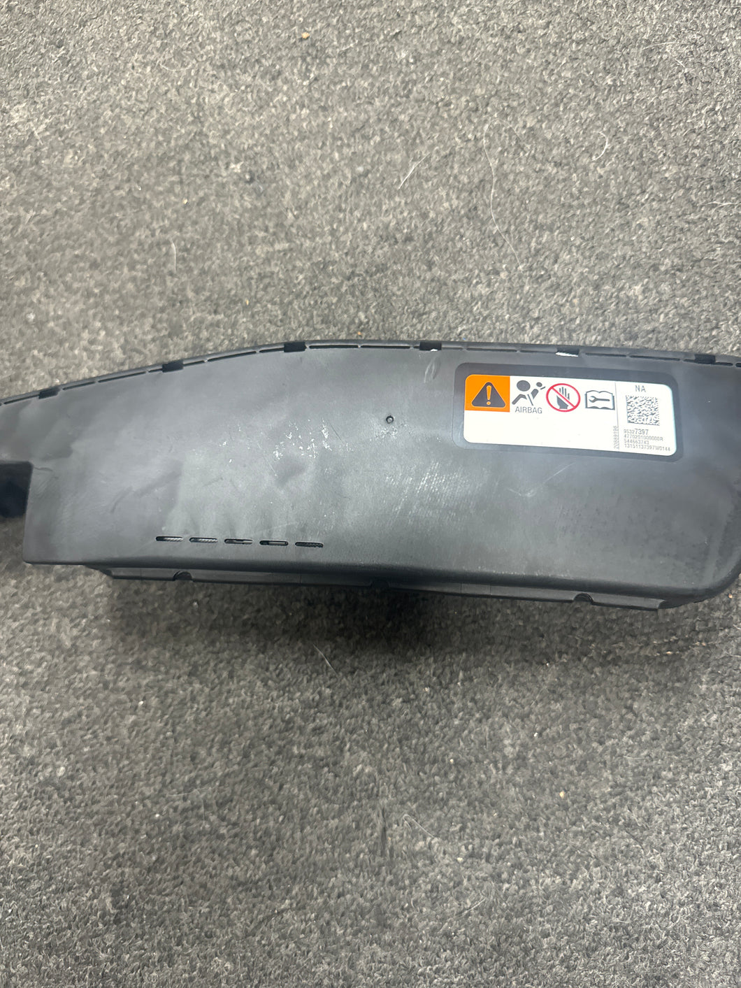 2013-2022 TRAX ENCORE FRONT RIGHT PASSENGER SEAT AIRBAG (RH) (P)