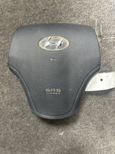 Load image into Gallery viewer, 2007-2010 HYUNDAI ELANTRA DRIVER STEERING WHEEL AIRBAG (P)