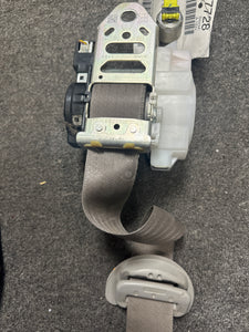 2006 LEXUS GS300 FRONT RIGHT PASSENGER SEATBELT RETRACTOR (GRAY) (RH) (P)