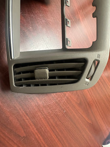 2007-2013 INFINITI G35 G37 FRONT RADIO CLIMATE CENTER BEZEL TRIM (P)