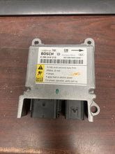Load image into Gallery viewer, PONTIAC G8 AIRBAG CONTROL MOUDULE P/N 92218790 (P)