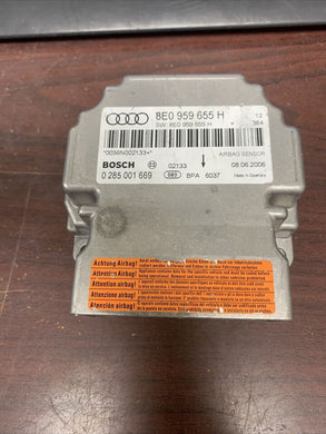 AUDI A4 AIRBAG CONTROL MODULE PN: 8E0 959 655 H (P)